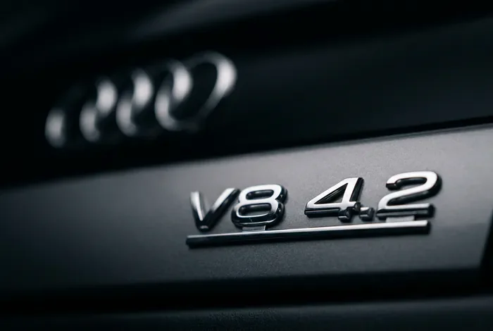 Audi S4 V8 4.2 Fiabilité : Le Guide - Audi S4 V8 4.2 : 3 Pannes Graves à Éviter - Audi S4 V8 4.2 : Achat Risqué ou Bon Plan ?